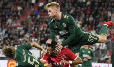 AZ Alkmaar 2-1 Celtic: Celts on way to Europa League group stage