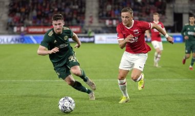 Celtic fans amazed by Ralston pass against AZ on Thursday night