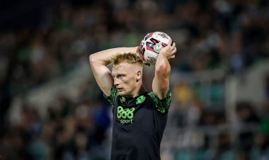 Celtic confirm signing of defender Liam Scales from Shamrock Rovers