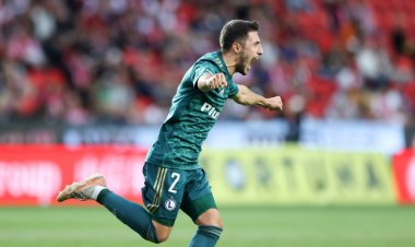 "Seems very Lennon of you": fans react to Celtic's team