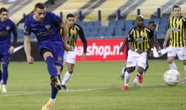 Director says ‘transfer fee’ agreed with Celtic to sell his striker