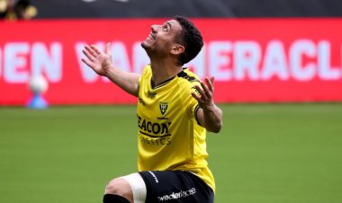 New striker Giorgos Giakoumakis 'humbled' by Celtic transfer