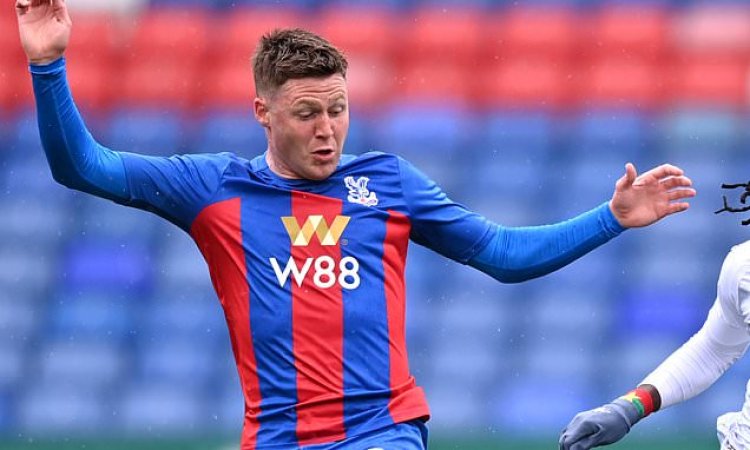 Celtic sign former Crystal Palace midfielder James McCarthy