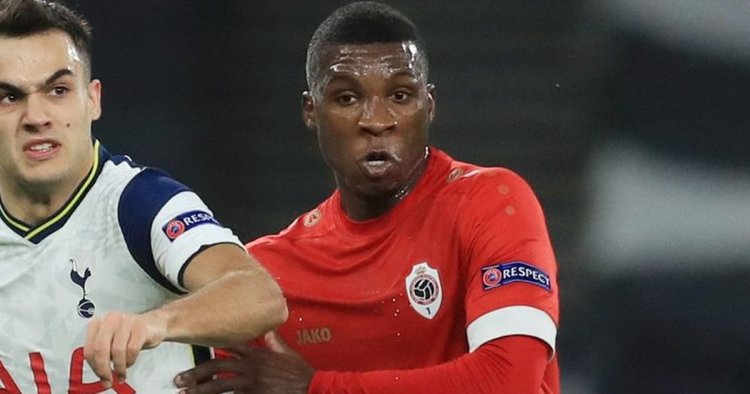 Celtic close in on Aurelio Buta but still need to agree personal terms