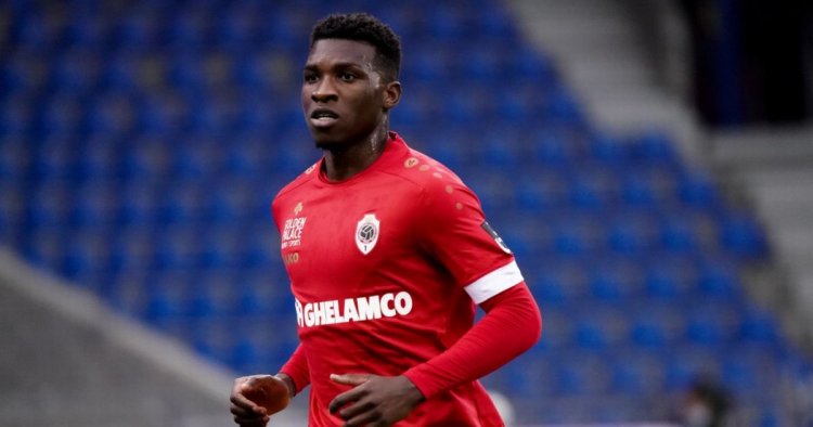 Aurelio Buta transfer latest as Celtic step up recruitment drive