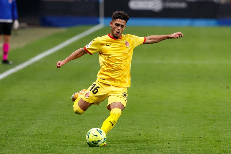 Celtic hoping to sign Yan Couto this summer | Sportslens.com