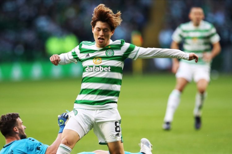‘Getting to know…’ – Virals: New Celtic hero snapped exploring Scottish city
