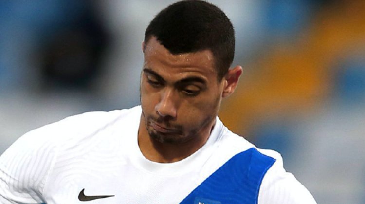 GREEK STRIKER ON BRINK