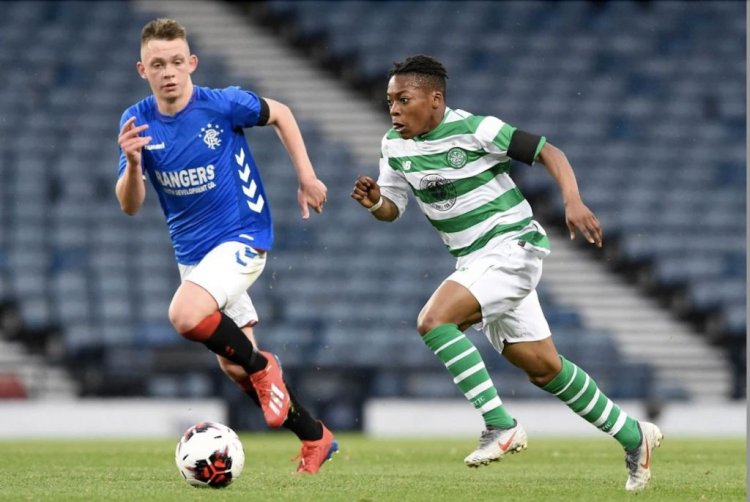 Photo: Celtic appear to have signed ex-Rangers midfielder | The Celtic