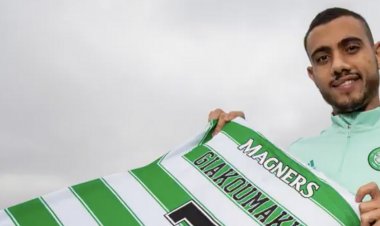 Giakoumakis takes iconic Celtic 7 shirt as he follows in Larsson's footsteps