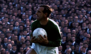 Ronnie Simpson comes in as cover for John Fallon