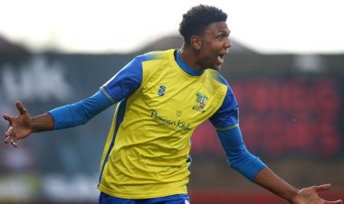 Celtic muscle in on Kyle Hudlin as Max Watters yet to kick ball for MK Dons