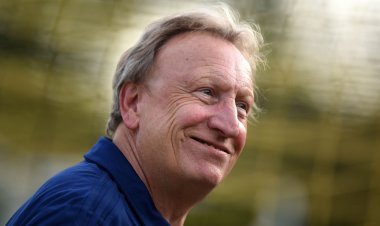 Cardiff headlines as Warnock's classy gesture revealed and Murphy plays for PNE