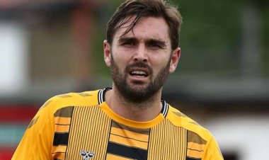 Cambridge skipper Taylor out until 2022