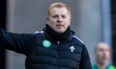 Ex-Celtic boss Neil Lennon seeking legal advice over Rangers access snub