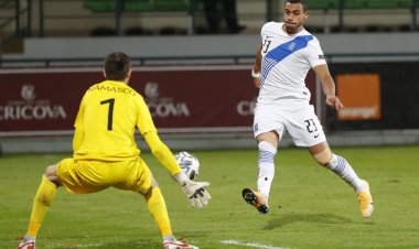 Celtic: Kieran Devlin makes Giorgos Giakoumakis claim