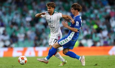 Benfica supporters wowed by Jota Celtic display; compare to £18m man