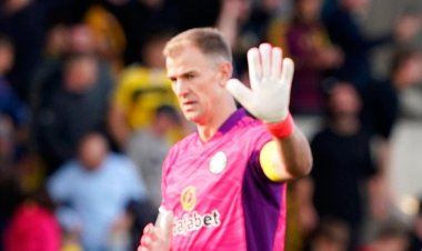 ‘They have shown up and we didn't’ – Stand-in captain Joe Hart apologises to Celtic fans