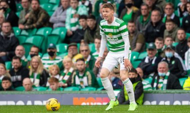 Celtic ace 'struggling' in training as report casts doubt over summer signing