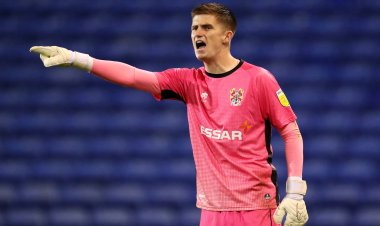 Celtic loanee Ross Doohan bags first clean sheet after feisty battle that saw 2 red cards