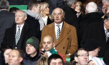 “He is very close to Dermot Desmond” - Phil Mac tips major boardroom changes