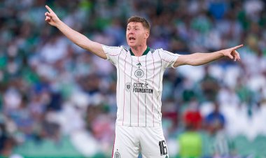 Celtic legend Petrov backs James McCarthy after difficult start