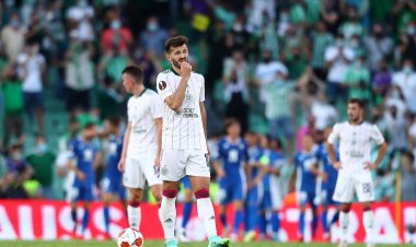 John Hartson urges Ange Postecoglou to come up with Celtic defensive plan