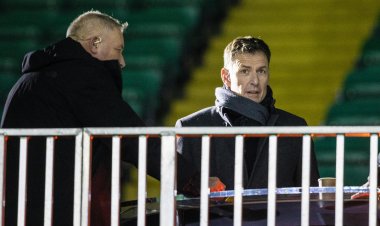 Chris Sutton rues 'nightmare' update on new Celtic signing