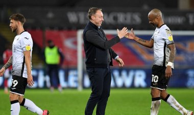 Swans headlines as Ayew claim made over Cooper and Cullen's top gesture