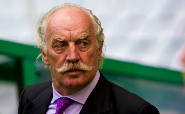 Journalist reveals the extent of Dermot Desmond's hands on role at Celtic