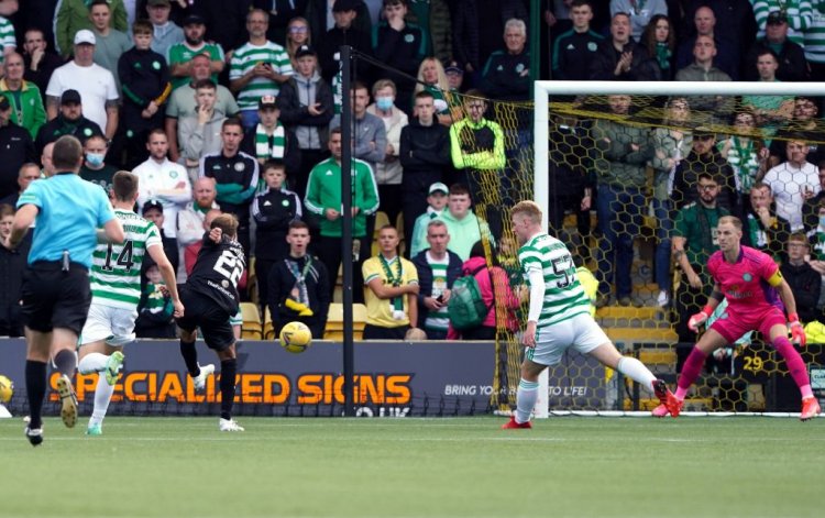 Video: Highlights as Andrew Shinnie goal punishes Celtic | The Celtic