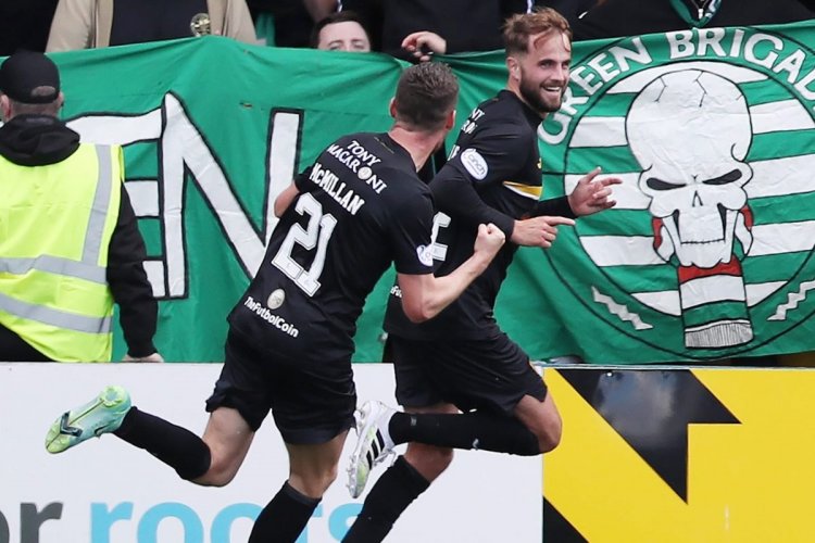 ‘I think fans are…’ – Former Celtic man makes big claims on the fans and Ange