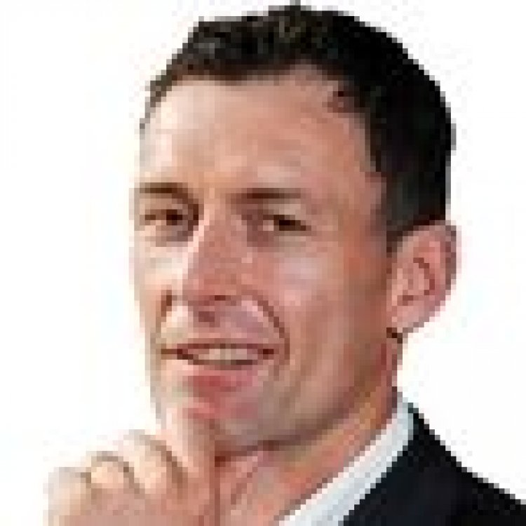 Ange Postecoglou's interview screamed 'give me a break' says Chris Sutton