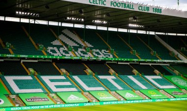 Celtic delete 'DIY lockdown nails' tweet after player complaints
