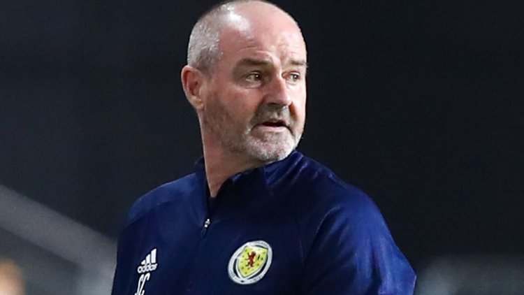 Steve Clarke: Scotland boss targets 2022 World Cup amid Celtic rumours