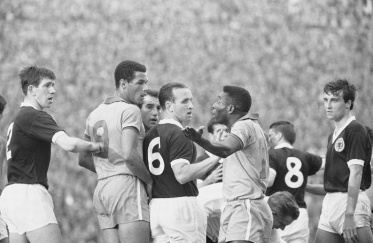 Davie Provan's Brilliant Pele Story and a Happy Birthday to Celti
