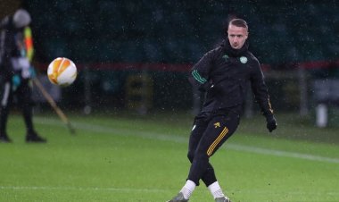 Celtic latest news: Leigh Griffiths waiting on contract deadline