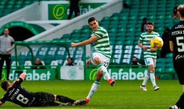 3 talking points as Celtic destroy Livingston