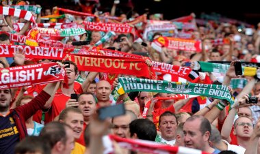 Celtic show class with act of Liverpool solidarity on Hillsborough anniversary - 67 Hail Hail