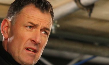 ‘WHAT’S THE GOALIE DOIN’?’ SUTTON’S POP AT IBROX MEN