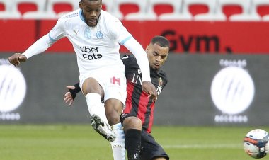 Olivier Ntcham works Marseille manager into a shoot