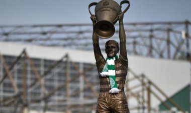 McNEILL FAMILY THANK BROONY AHEAD OF CELTIC PARK TRIBUTE