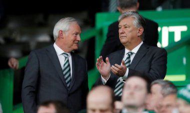 “Cowardly and Despicable” Chris Sutton condemns Peter Lawwell fire attack - Celtic twitter reacts