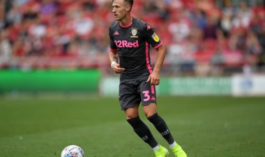 Rangers news: Agbonlahor predicts Douglas to accept lower offer