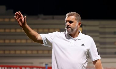 Celtic news: McAvennie reacts to Postecoglou contract situation