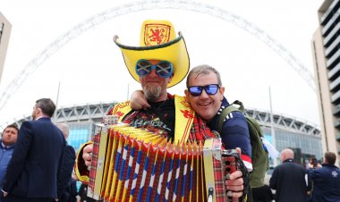 'Grant Hanley hat-trick inbound' - Scotland fans and celebrities react to Euro 2020 team news for England clash at Wembley
