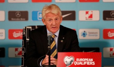 Celtic: Fans discuss news about Gordon Strachan