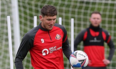 Noel Whelan claims Celtic should be 'aiming higher' than Charlie Wyke