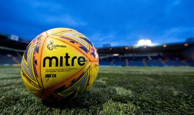Rangers forward signs new deal, new clubs join race for Hibs star, Celtic boss eyes reunion signing