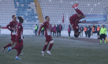Turkish report: Celtic-linked Aaron Boupendza has chosen to play in Italy - 67 Hail Hail